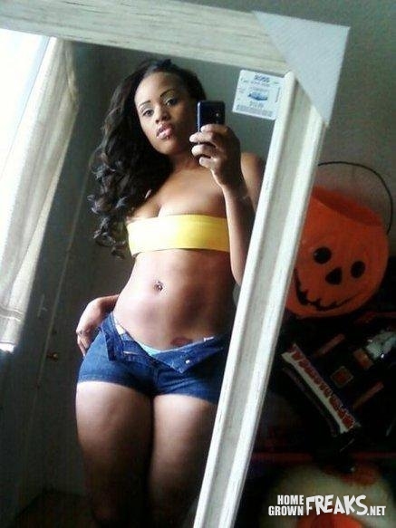 http://images.homegrownfreaks.net/u/images/1dd288bdcddc1411a874b5966332c5cb.jpg